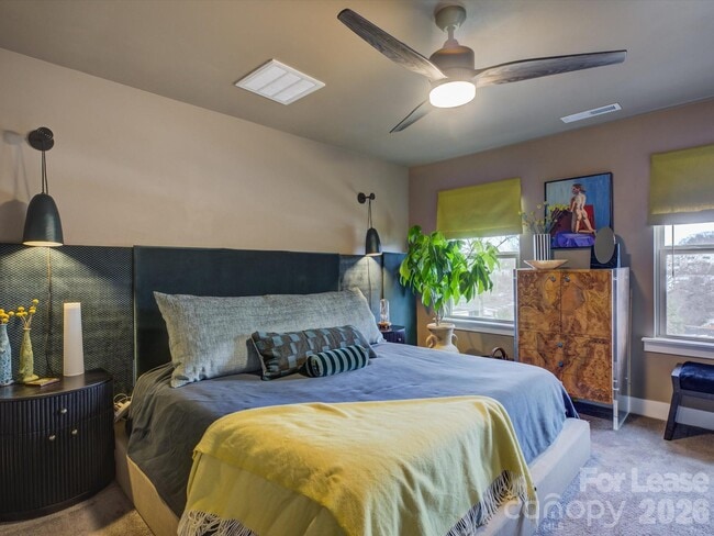 Building Photo - 11015 Stetler St