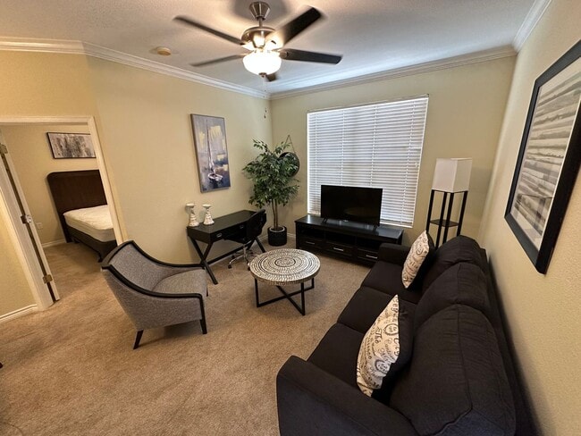 Building Photo - 1 Bed 1 Bath located at Casa De Soledad!