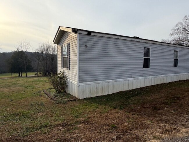 Building Photo - NEW RENTAL LISTING - NO HUD NO SECTION 8