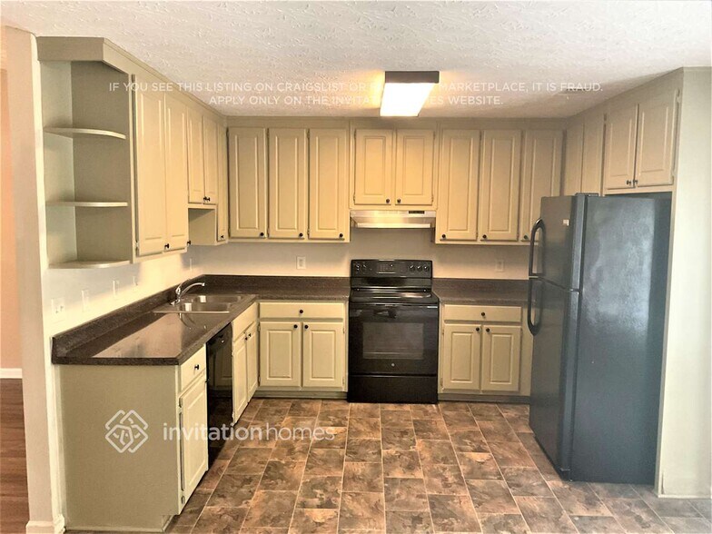 Building Photo - 120 Myrtle Grove Ln