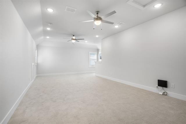 Building Photo - 124 Craigmore Dr