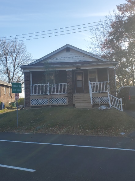 Primary Photo - 8414 Midland Blvd