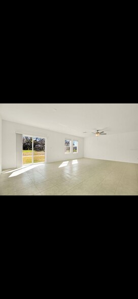 Building Photo - 6603 Back Forty Loop