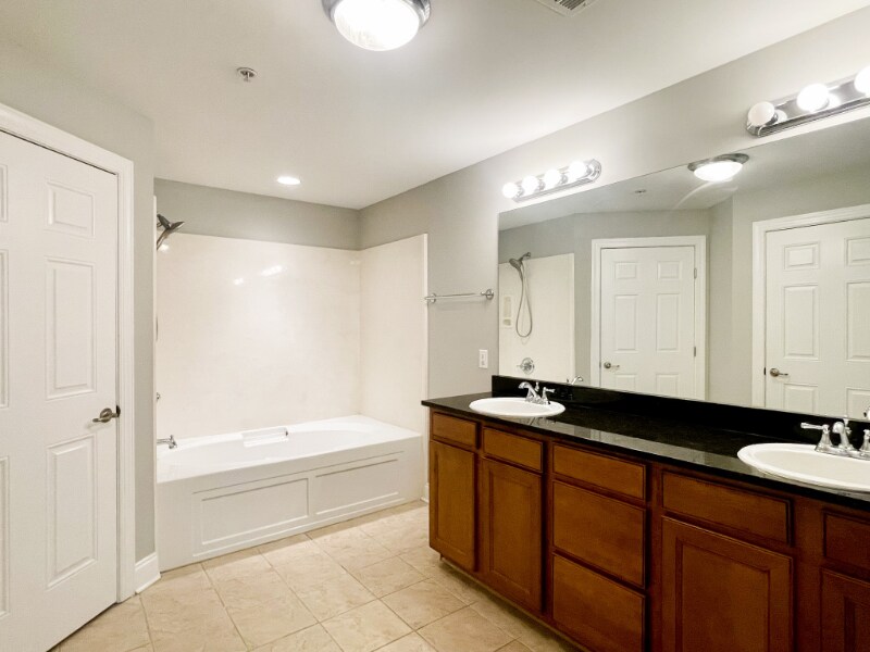 Building Photo - 3201 Aspen Grove Dr