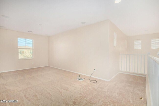 Building Photo - 4 Bedroom in Marley Park!