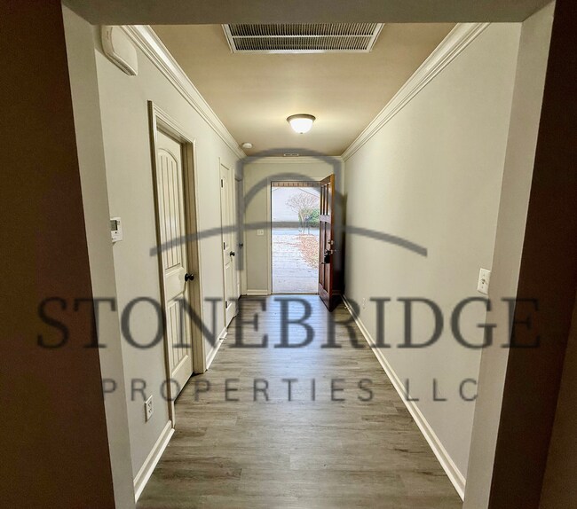 Building Photo - 2 bed, 2 bath, 1 level townhome in Calera