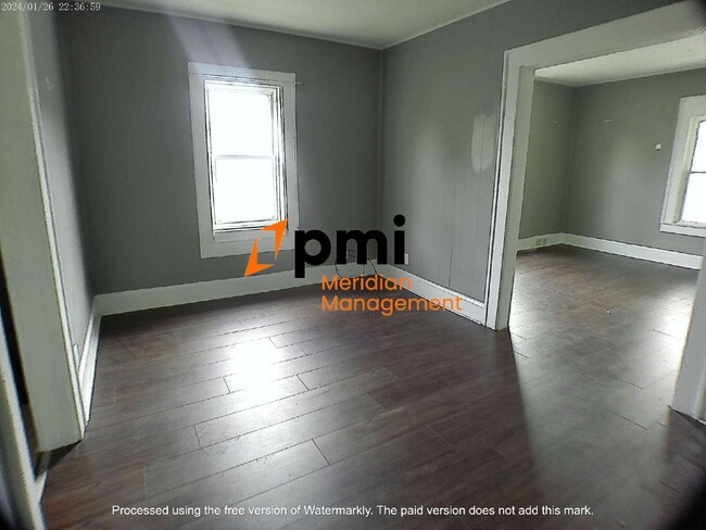 Building Photo - SUMMER RENTAL SPECIAL - FIRST MONTH 50%!!