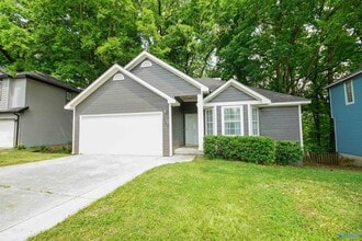 Building Photo - 127 Rebecca Pines Dr