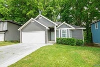Building Photo - 127 Rebecca Pines Dr