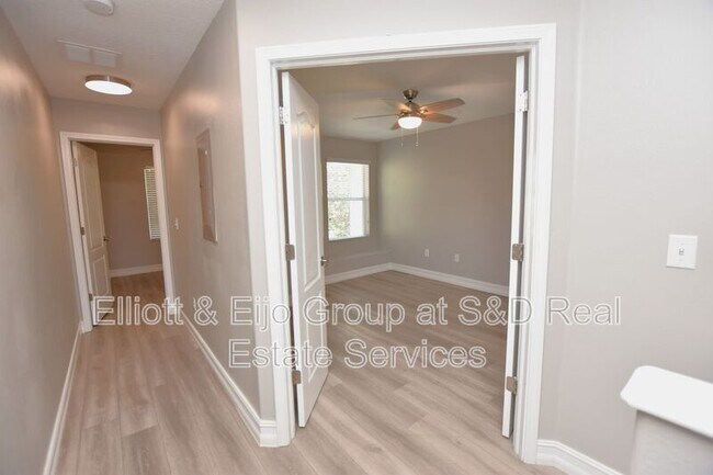 Building Photo - 4052 Mountain Chestnut Way