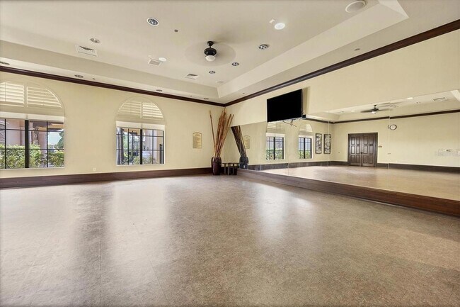 Building Photo - 12410 Cinqueterre Dr