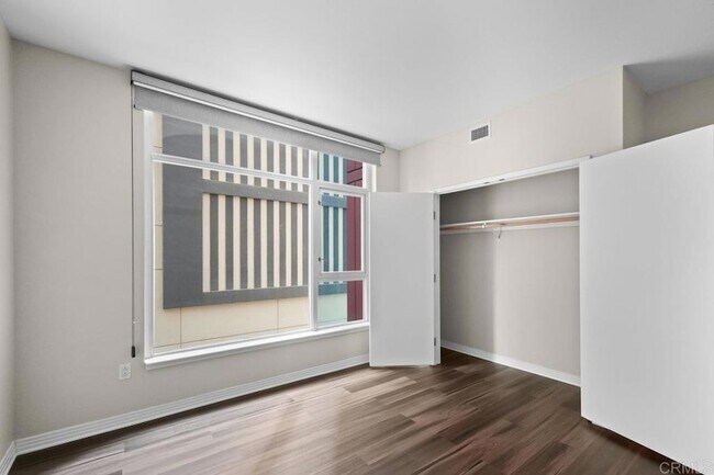 Building Photo - 427 Ninth Ave