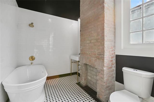 Building Photo - 1265 Esplanade Ave