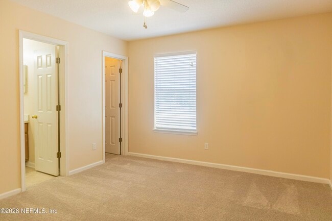 Building Photo - 762 Scrub Jay Dr