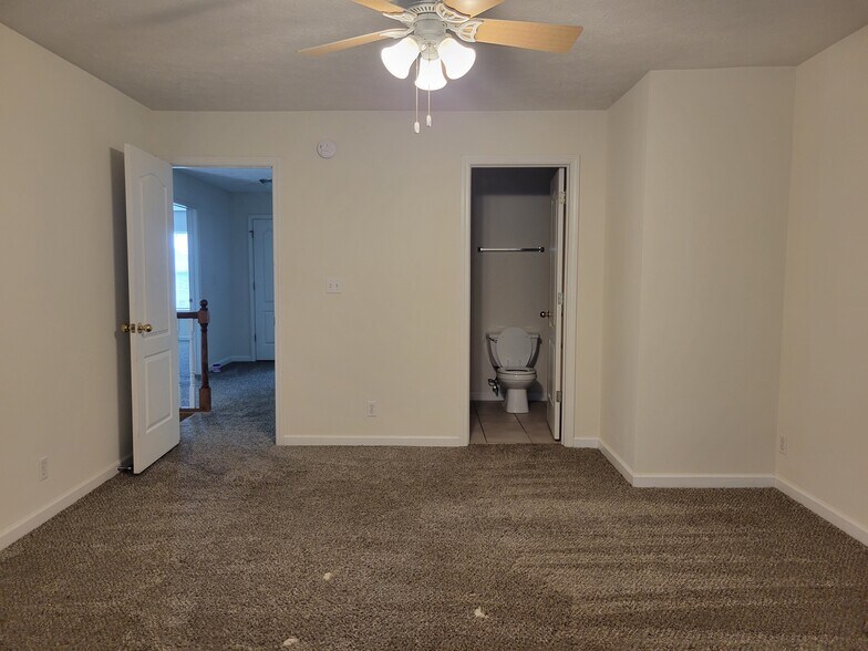 Building Photo - 614 Vineyards Ct