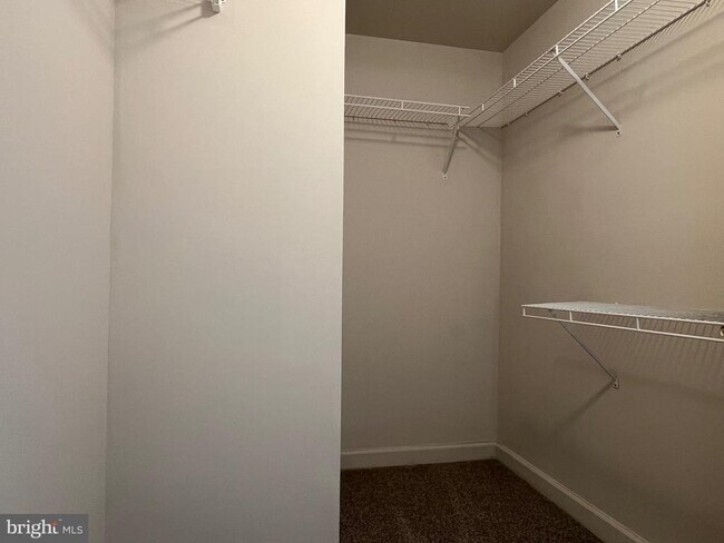 Building Photo - 485 Harbor Side St