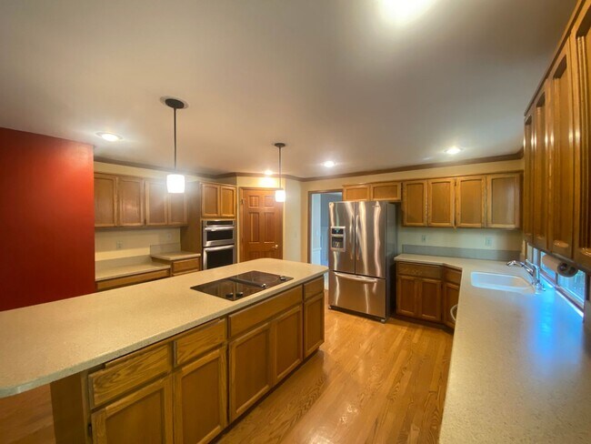 Building Photo - 18139 NE 99th Way