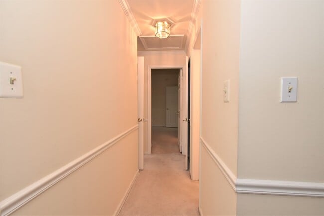 Building Photo - Big and Beautiful 2 Bedroom, 2 Full Bathroom, North Bethesda Condo!