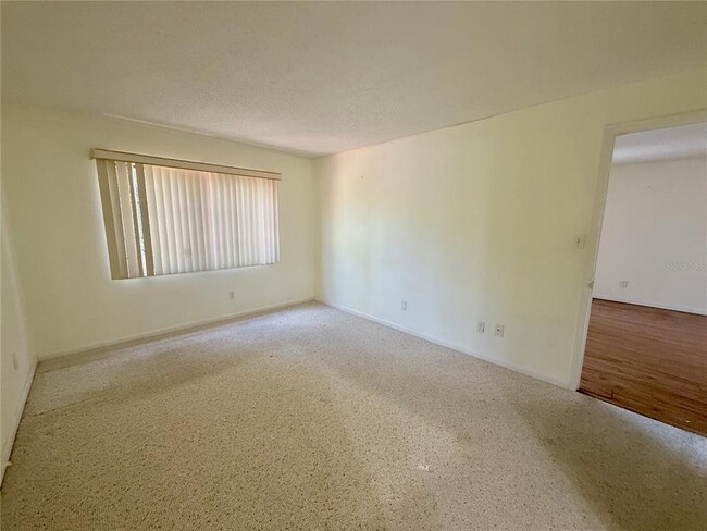 Building Photo - 3700 S Osprey Ave