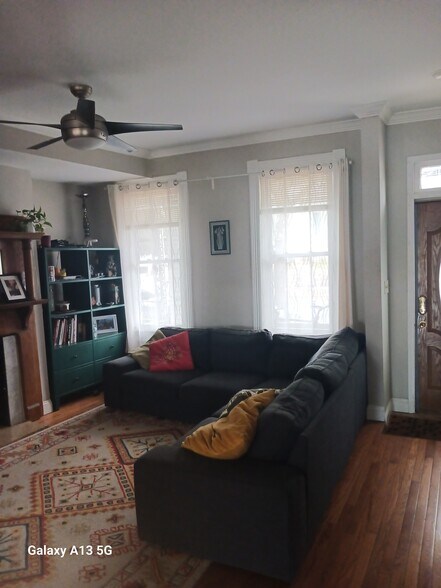 Primary Photo - 1235 Oates St NE