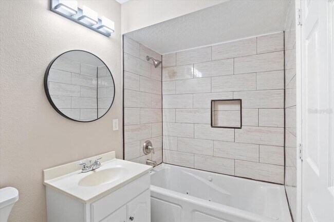 Building Photo - 1054 Brielle Ave