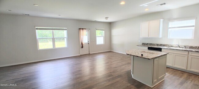 Building Photo - 12 Pacolet Ln