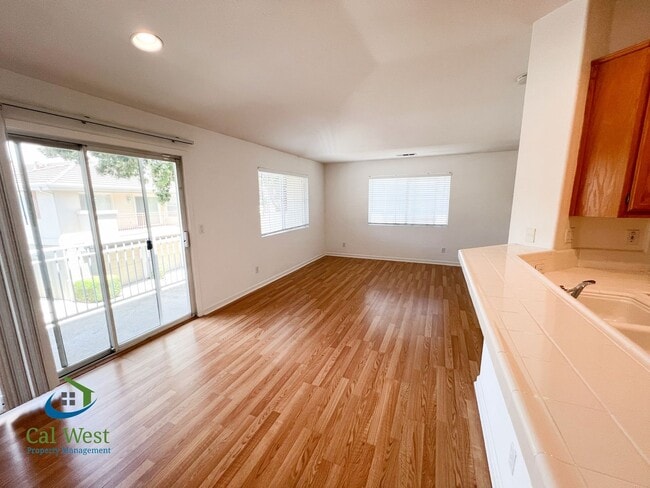 Building Photo - $3395 - 2BD/2BA Beautiful Palmia Condo Near Cottle Road & 85 Available Now!