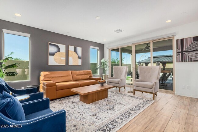 Building Photo - 5654 N 88th Ln