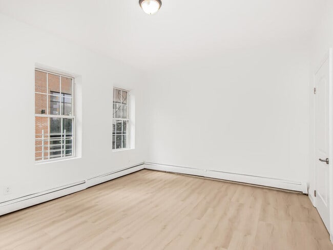 Building Photo - 507 Weiher Ct