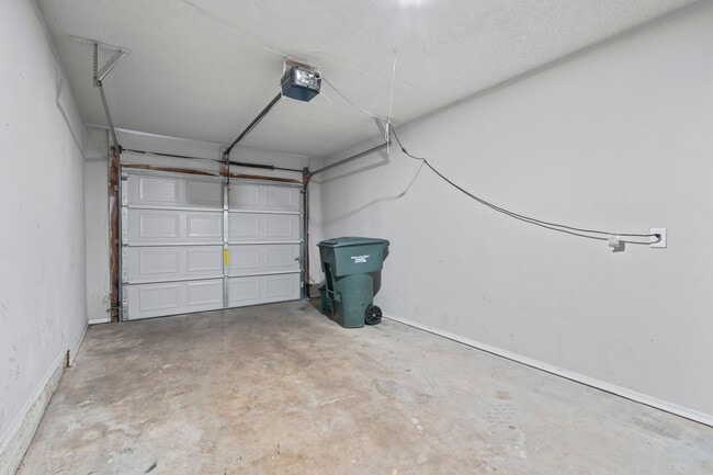 Building Photo - 3468 Harvard St