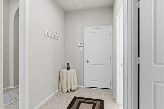 Building Photo - 17014 Wellinghoff Ct