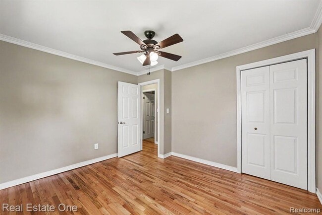 Building Photo - 1064 Woodslee Ave