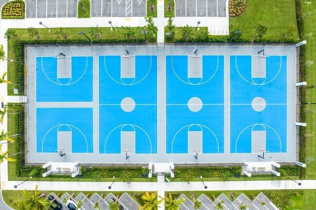 Building Photo - 4727 Estates Cir