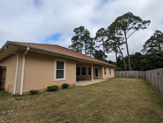 Building Photo - 1789 Ravenna Dr