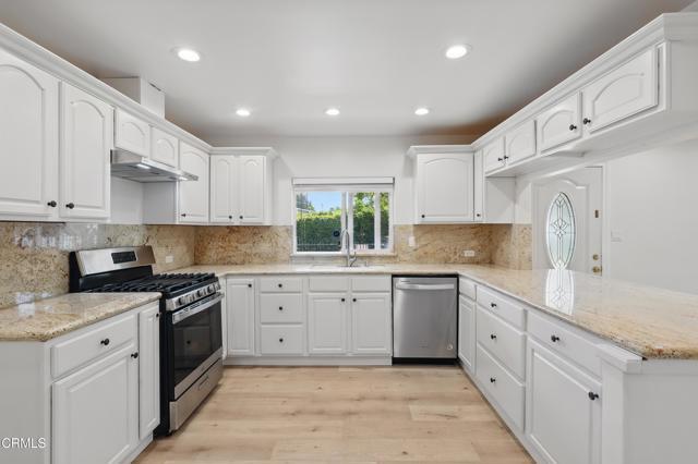 Building Photo - 10305 Floralita Ave