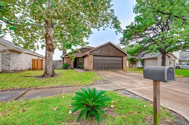 Primary Photo - 17435 Glenmorris Dr