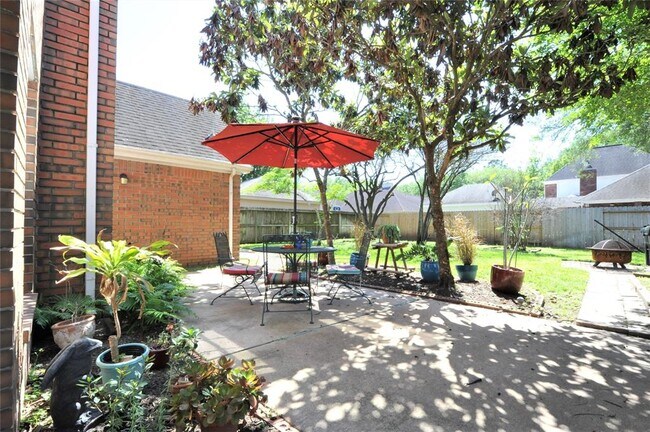 Building Photo - 1711 S Medio River Cir