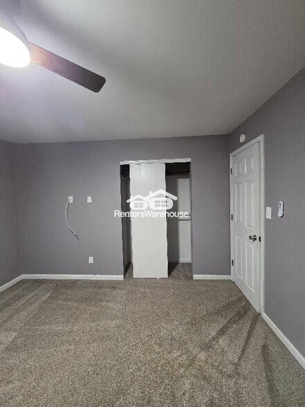 Building Photo - 74 Breezeview Dr