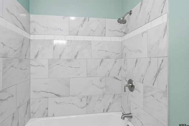 Building Photo - 1333 Montgomery Gardens