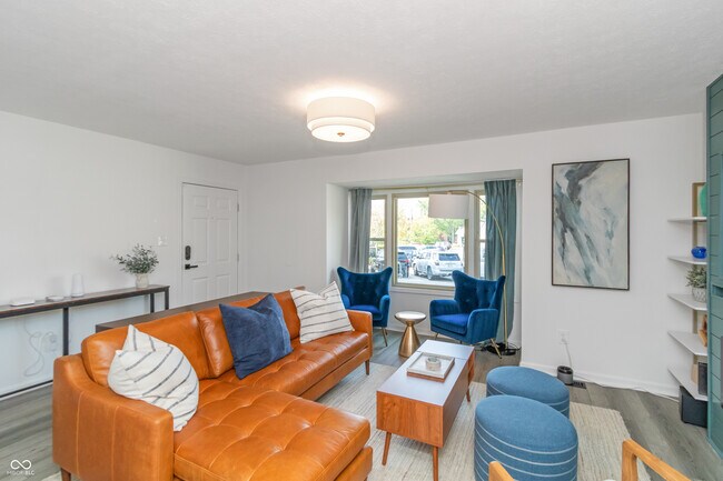 Building Photo - 110 1st St SE