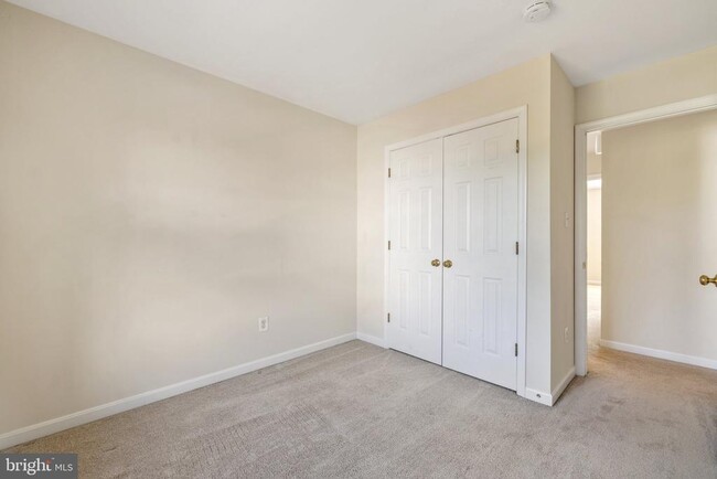 Building Photo - 8220 Ramseur Pl