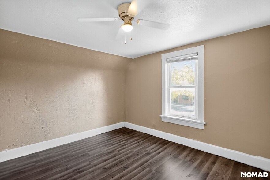 Building Photo - 1491 S 3rd Ave