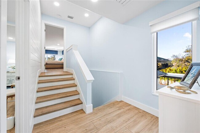 Building Photo - 2500 Monterey St