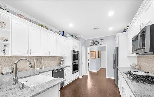 Building Photo - 4319 Dawning Ln