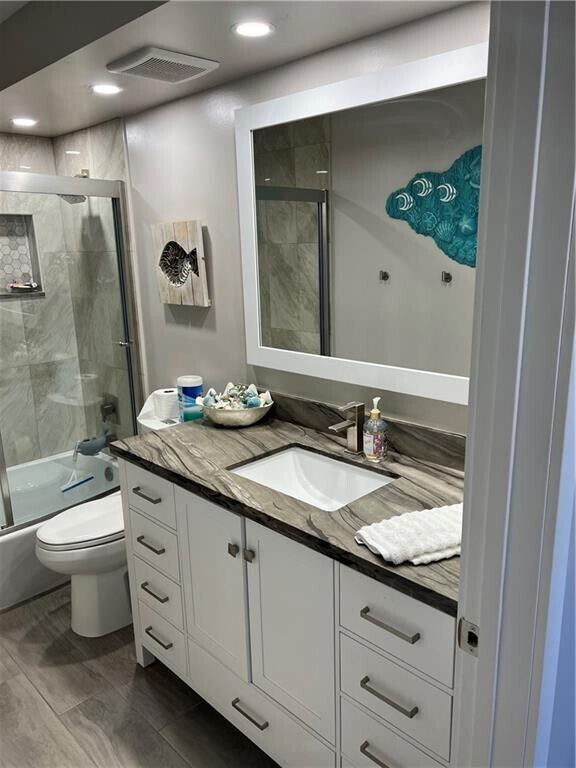 Building Photo - 5200 N Ocean Blvd