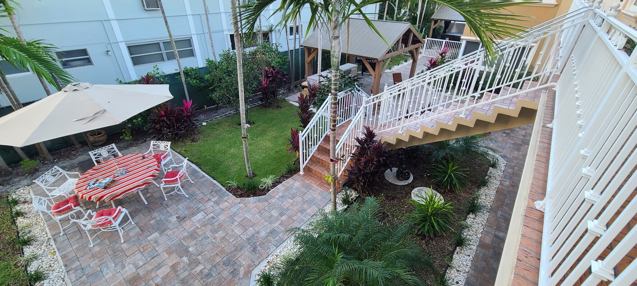 Building Photo - 925 Intracoastal Dr