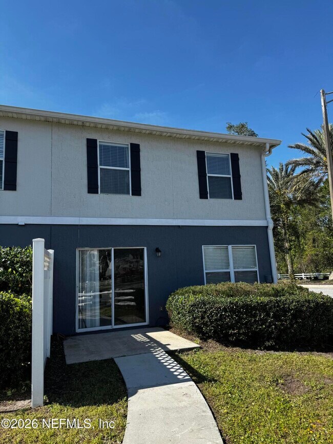 Building Photo - 1052 N Black Cherry Dr