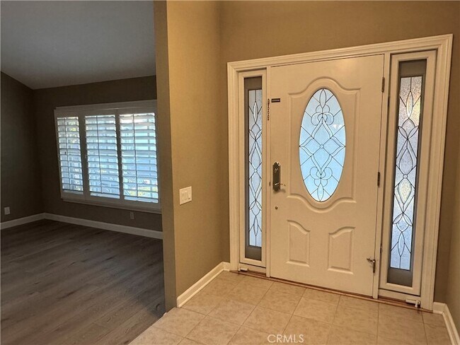 Building Photo - 6951 Lawn Haven Dr