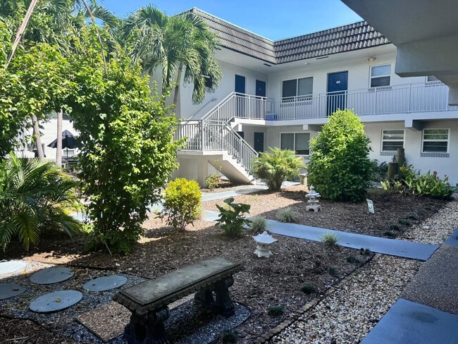 Primary Photo - Spacious and modern 1-bedroom, 1-bathroom ...