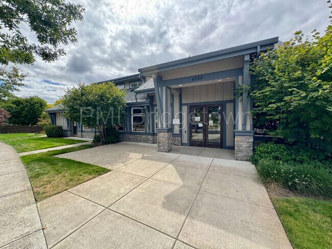Building Photo - 14780 NW Hydrangea Ct